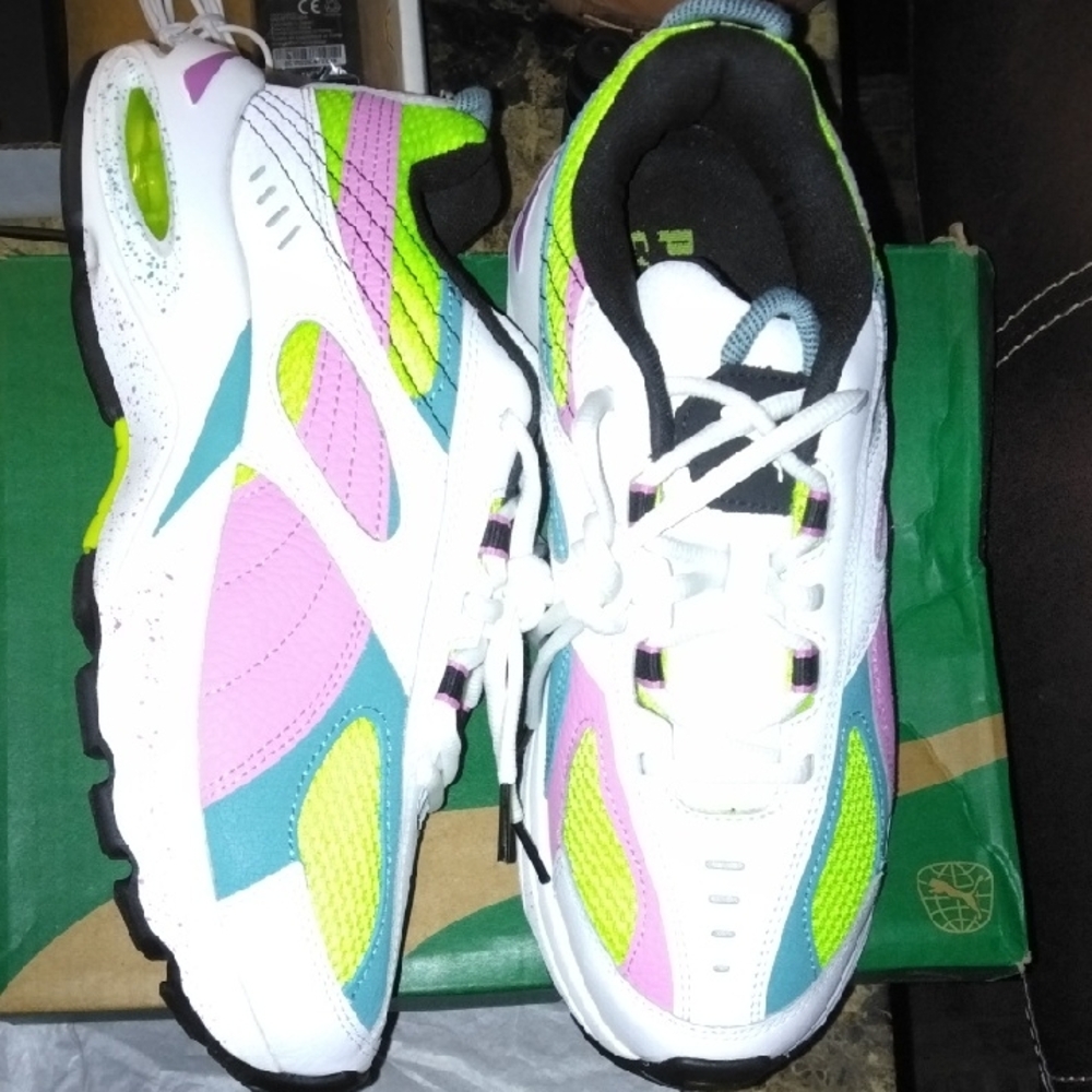 Puma Cells Sneakers